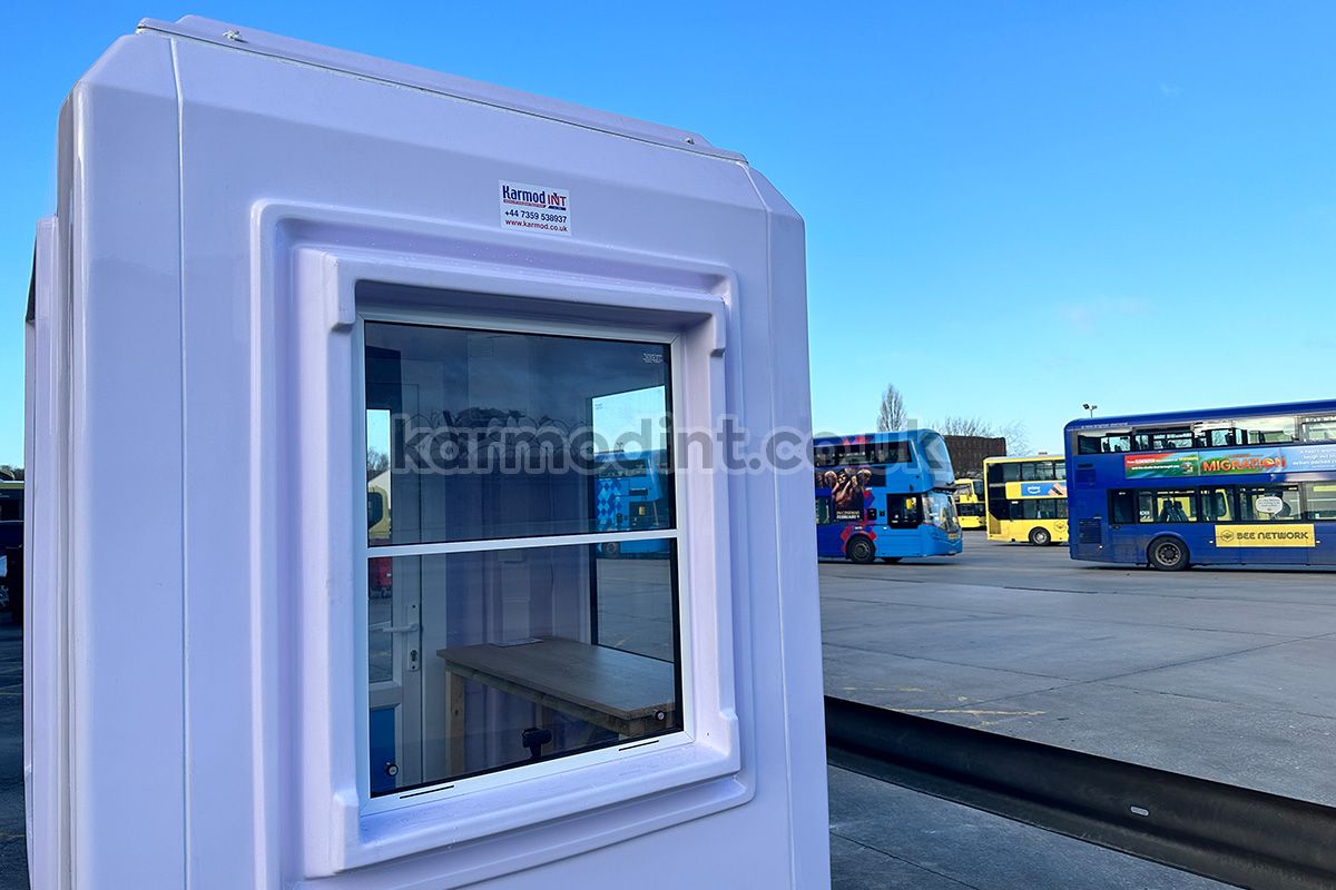Outdoor and Retail Kiosk Shop